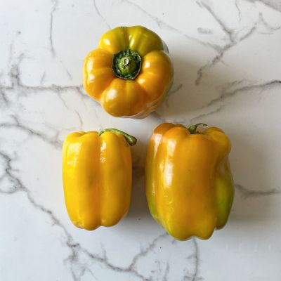 Italian Yellow Peppers (2 pc - approx. 1 kg)